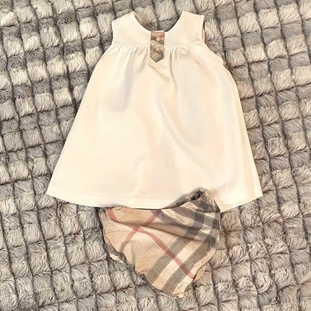 Baby Girl Burberry Cotton Dress with Bloomers. 9m (71cm)